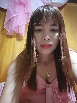 Snapshot of Reeoo-93 chatting on July 15, 12:43 pm Reeoo-93 online show from July 15, 12:43 pm