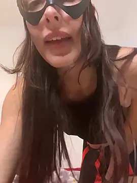 Snapshot of qlonagoddess chatting on April 14, 8:37 pm qlonagoddess online show from April 14, 8:37 pm