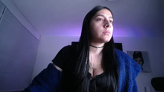 Melannyy V online show from April 21, 12:33 pm