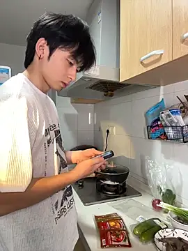 kissbaby-111 online show from May 8, 9:47 am