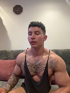 Snapshot of JAYCAM_ chatting on April 28, 9:53 pm JAYCAM online show from April 28, 9:53 pm