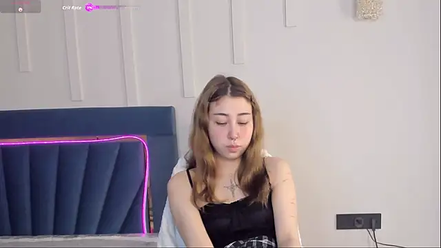 Snapshot of gigi_meii chatting on May 8, 2:22 pm gigi meii online show from May 8, 2:22 pm