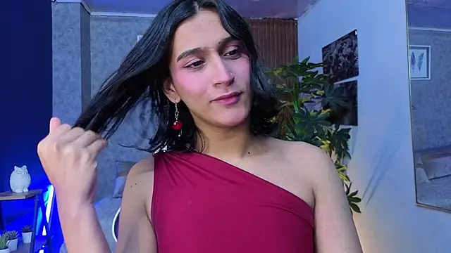 Snapshot of Zoee_Kiss_ chatting on July 16, 8:09 am Zoee Kiss online show from July 16, 8:09 am