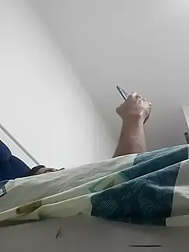 Snapshot of Dereckrose23 chatting on April 5, 9:17 am Dereckrose23 online show from April 5, 9:17 am