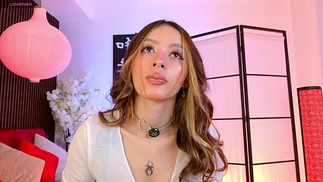 Snapshot of Elysia_carter chatting on May 22, 8:36 pm Elysia carter online show from May 22, 8:36 pm
