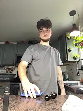 dommydom7177 online show from April 3, 5:11 pm