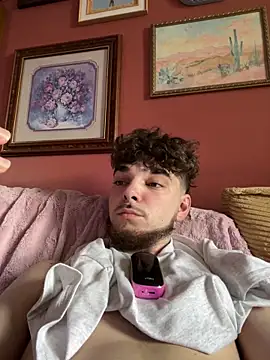dommydom7177 online show from April 4, 5:32 pm