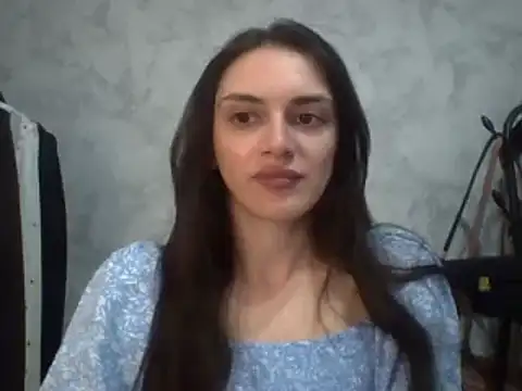 Snapshot of RoxiCherry chatting on April 23, 7:30 am RoxiCherry online show from April 23, 7:30 am