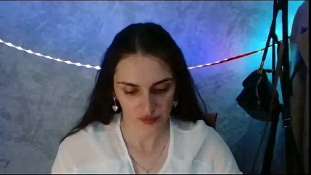Snapshot of RoxiCherry chatting on May 7, 6:41 am RoxiCherry online show from May 7, 6:41 am