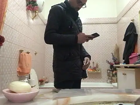 saber910 online show from April 2, 11:30 am