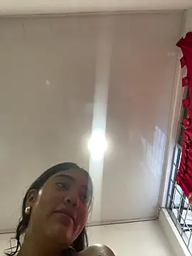 Snapshot of samatha_swet chatting on April 5, 9:34 pm samatha swet online show from April 5, 9:34 pm