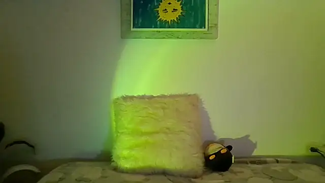 Snapshot of Tabitta_ chatting on May 17, 11:56 pm Tabitta online show from May 17, 11:56 pm