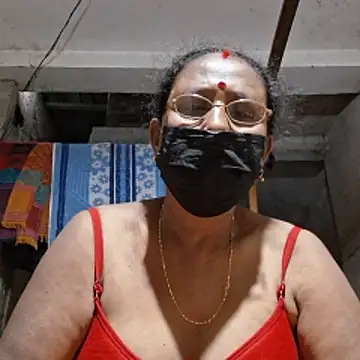 Snapshot of Riya45326 chatting on May 27, 5:54 pm Riya45326 online show from May 27, 5:54 pm