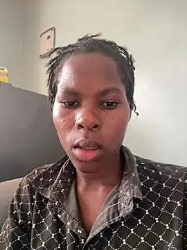 Snapshot of vvhffrd chatting on March 24, 12:43 pm vvhffrd online show from March 24, 12:43 pm