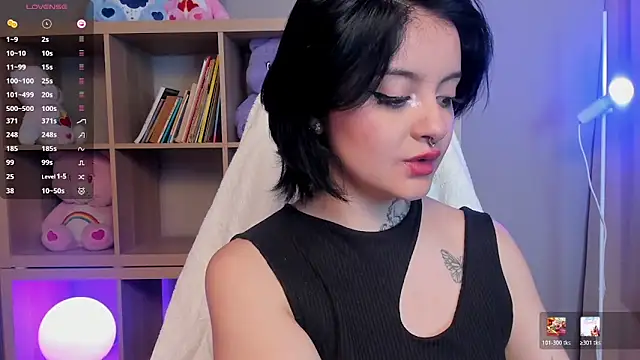  EmilyRouge  online show from April 30, 4:30 am