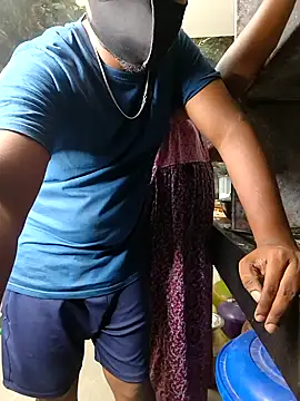 Snapshot of Tamil_ramantic_partner chatting on April 18, 2:43 pm Tamil ramantic partner online show from April 18, 2:43 pm