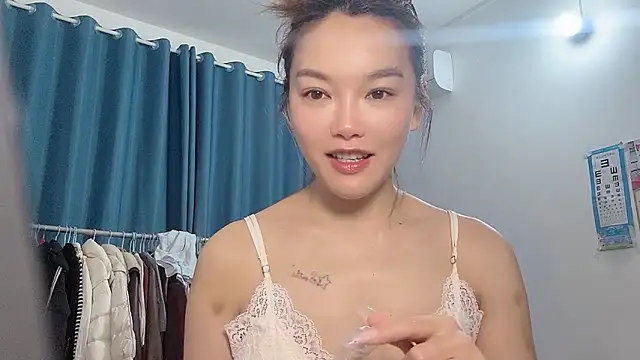 Snapshot of leilei998 chatting on April 4, 3:09 pm leilei998 online show from April 4, 3:09 pm
