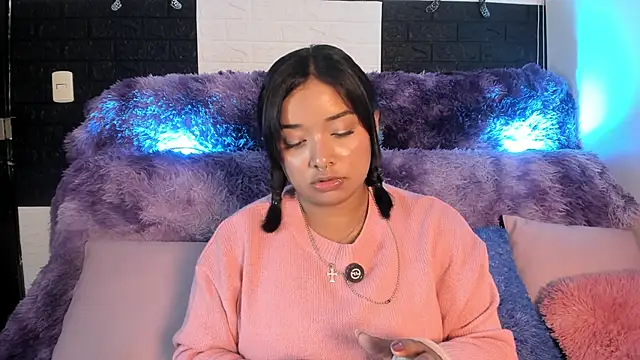 Snapshot of SofiiaCutee chatting on May 30, 2:30 am SofiiaCutee online show from May 30, 2:30 am