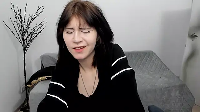 Snapshot of Frau_Emma chatting on April 11, 5:12 am Frau Emma online show from April 11, 5:12 am
