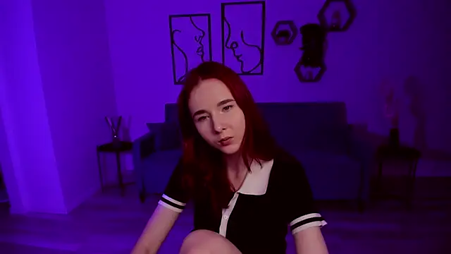 Snapshot of MarilynFire chatting on June 20, 5:10 am MarilynFire online show from June 20, 5:10 am