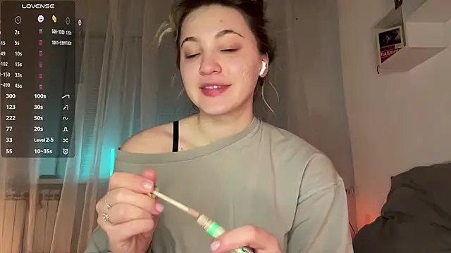 Snapshot of 1Kellynaive chatting on April 15, 5:31 pm 1Kellynaive online show from April 15, 5:31 pm