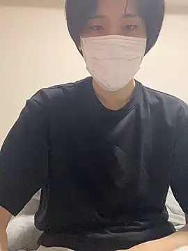 Snapshot of youta200 chatting on July 13, 3:26 pm youta200 online show from July 13, 3:26 pm