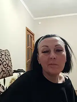 HelgaDennis online show from May 1, 9:52 pm