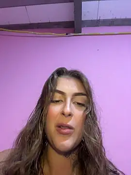 Snapshot of miiabellovic chatting on May 1, 9:52 pm miiabellovic online show from May 1, 9:52 pm
