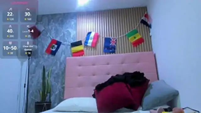 Snapshot of luna_lat chatting on July 2, 11:38 am luna lat online show from July 2, 11:38 am
