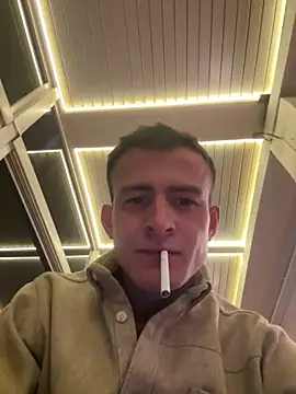 globalfucker34 online show from April 12, 6:02 pm
