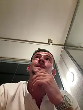 globalfucker34 online show from July 1, 8:19 pm