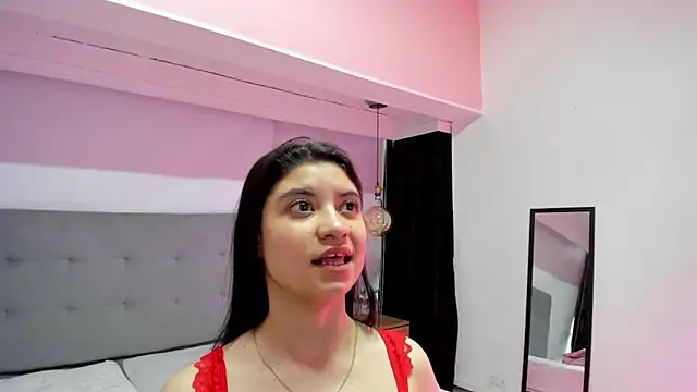 LindaCatalina  online show from April 4, 12:35 pm