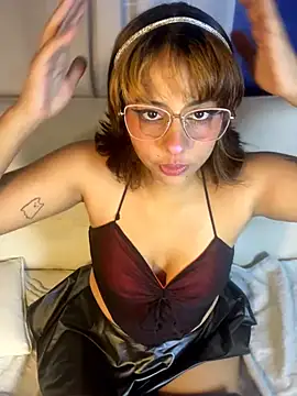 LeylaKnox online show from March 27, 1:22 pm