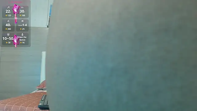 Snapshot of ariana_rivera1 chatting on May 20, 12:55 pm ariana rivera1 online show from May 20, 12:55 pm