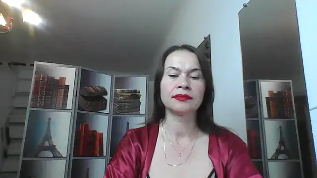 Snapshot of Selena_Moo chatting on July 19, 8:18 am Selena Moo online show from July 19, 8:18 am