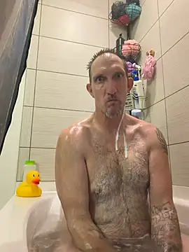 Snapshot of bilateralBKamputee chatting on March 20, 5:01 am bilateralBKamputee online show from March 20, 5:01 am