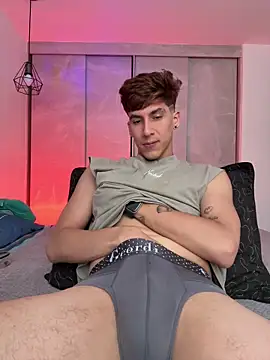 LianZaid online show from April 2, 6:49 pm