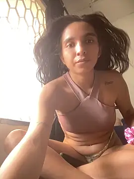 Snapshot of Blowjob-Queen_ chatting on June 18, 2:10 pm Blowjob-Queen online show from June 18, 2:10 pm
