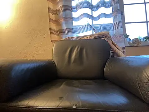 getlucky01 online show from February 24, 7:06 am