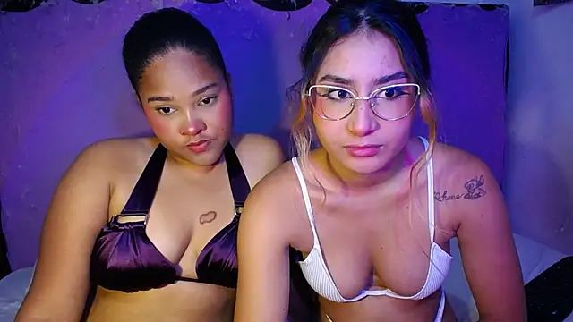 Snapshot of Amara_Diamond_1 chatting on April 26, 1:03 am Amara Diamond 1 online show from April 26, 1:03 am