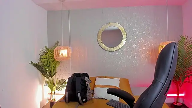 Gio carangi online show from May 5, 2:52 am