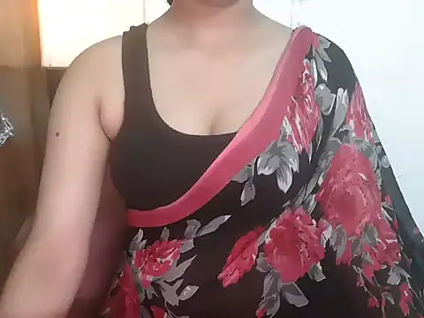 Snapshot of urvashi_rai chatting on July 11, 9:38 pm urvashi rai online show from July 11, 9:38 pm