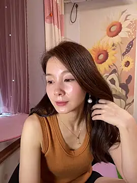 Snapshot of Tingting-rd chatting on June 18, 9:25 am Tingting-rd online show from June 18, 9:25 am