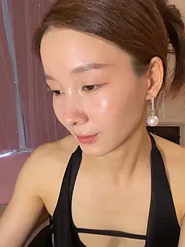 Snapshot of Tingting-rd chatting on June 30, 10:38 am Tingting-rd online show from June 30, 10:38 am