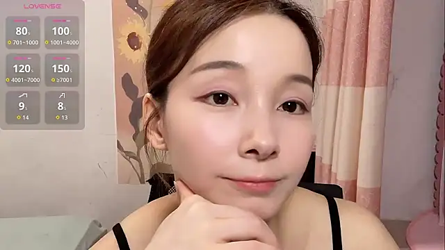 Snapshot of Tingting-rd chatting on July 12, 11:34 am Tingting-rd online show from July 12, 11:34 am