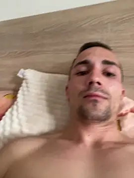 ZZZdickiee online show from March 20, 12:54 pm