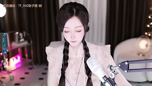 Snapshot of Angelya-888 chatting on July 6, 8:55 pm Angelya-888 online show from July 6, 8:55 pm