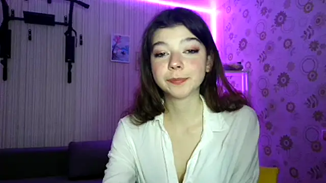 Your Little Sophie online show from March 23, 10:58 pm