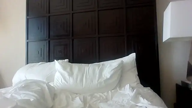 Snapshot of alejandro69420 chatting on April 2, 4:04 pm alejandro69420 online show from April 2, 4:04 pm