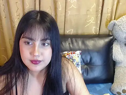 Snapshot of Sofiia_Vega_ chatting on April 9, 2:00 am Sofiia Vega online show from April 9, 2:00 am